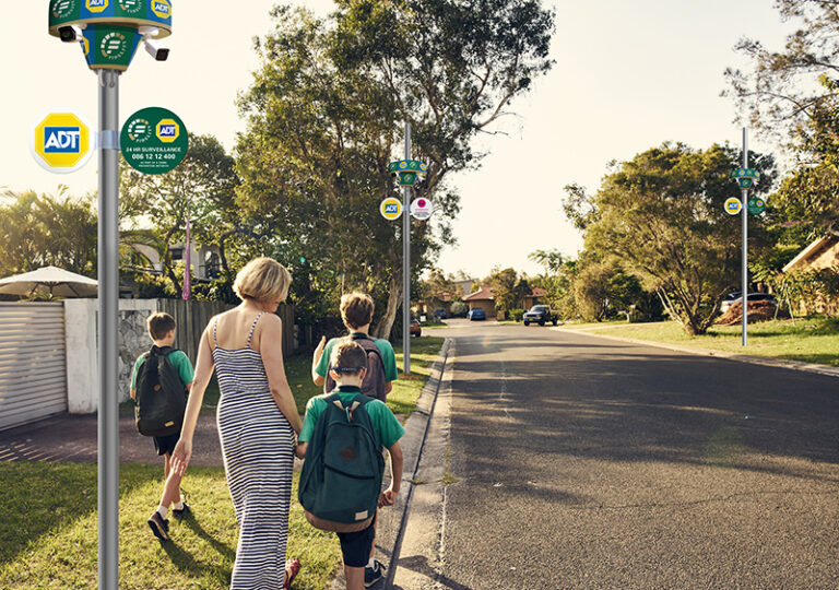 vumacam image with family walking on the sidewalk